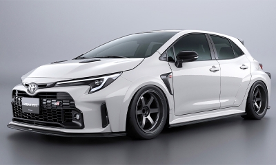 GR カローラ RZ BLACK LABEL フロントフェンダーアーチ FRP 素地