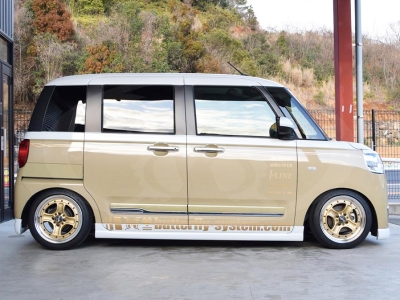 LA850 / LA860 ムーヴキャンバス GLANZ サイドステップスポイラー FRP