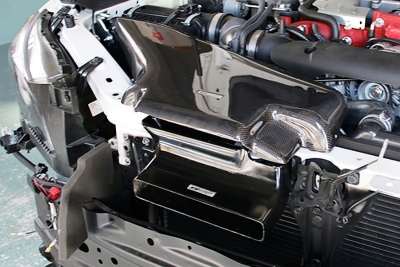 WRX STI VAB EJ20 ダイレクトエアインテークカバー カーボン | Autostyle