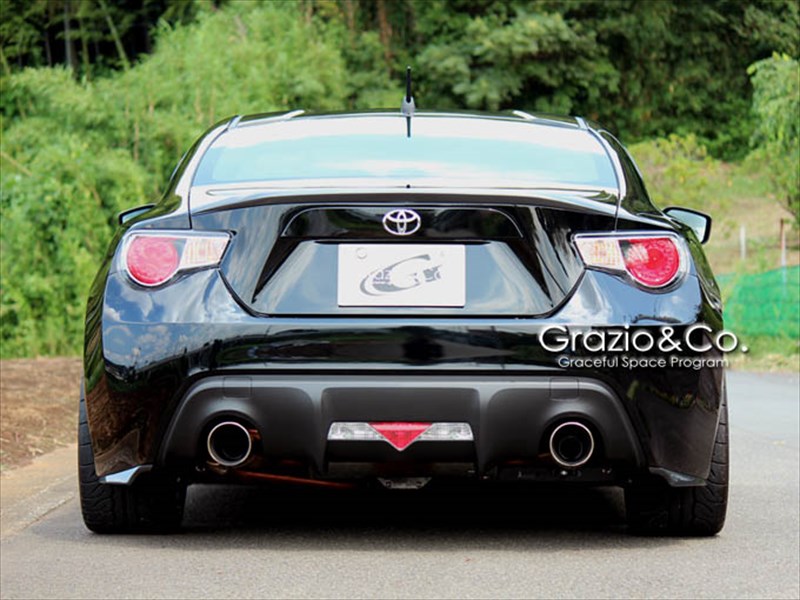 86 ZN6 SPORT DESIGN トランクリップスポイラー 素地 | Autostyle