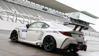 ZN8 GR86 N-SPEC リアバンパー FRP+カーボン 素地 | Autostyle