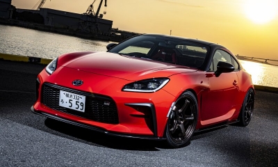 あきと 686 six eight six 24/25 Collection『 GORE-TEX GT JACKET