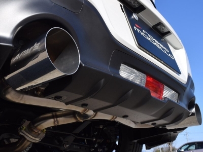 ZN8 GR86 ARMS GT-304RGR 左右出しマフラー 競技用 | Autostyle