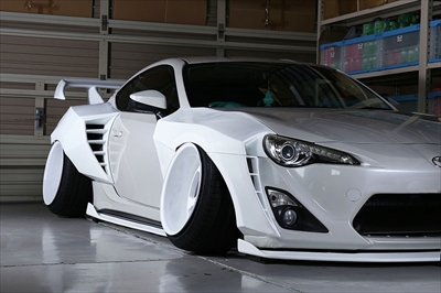 86 ZN6 ガチャバリWIDE フロント/リアオーバーフェンダーSET 前期用