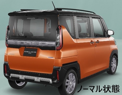 デリカミニ テールゲートガーニッシュ (グロスブラック) 三菱 (ZT)テールゲートガーニッシュ(グロスブラック)「ミツビシ
