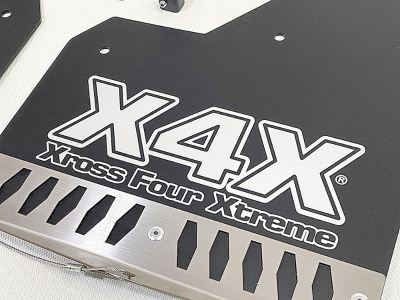 デリカ D:5 2019/2～用 X4X マッドフラップ ブラック | Autostyle